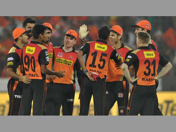 అత్యుత్తమ బౌలింగ్ లైనప్ సన్ రైజర్స్ సొంతం