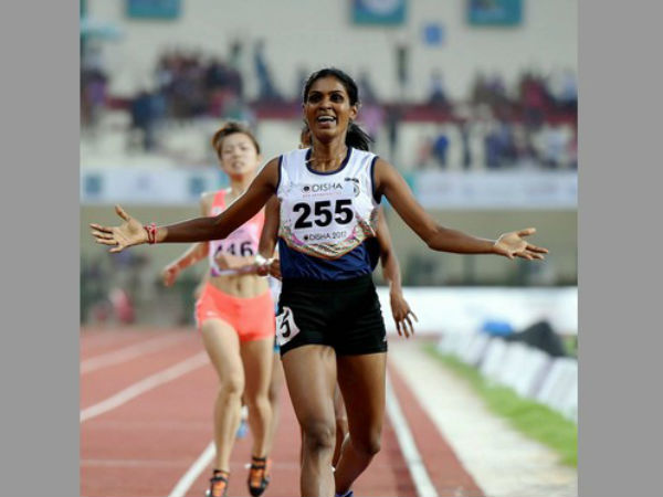 అర్చనా అధావ్పై అనర్హత వేటు