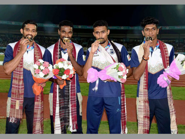 4×400 మీ పరుగులో పతకాలు సాధించిన పురుషులు