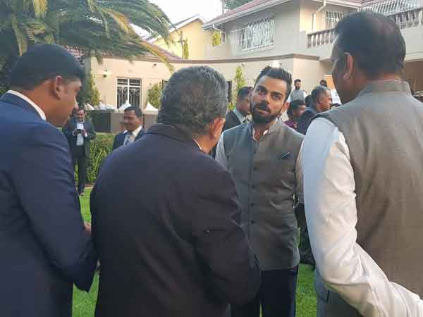 ఇండియా హౌస్ను సందర్శించిన టీమిండియా
