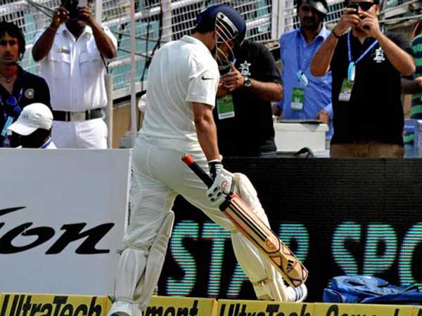 రెండో పరుగు కోసం యత్నించిన సచిన్