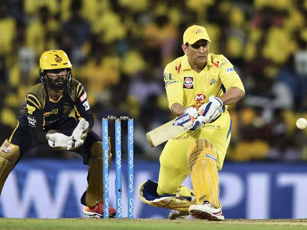 సిక్స్తో పాటు మరో రెండు పరుగులు అదనంగా
