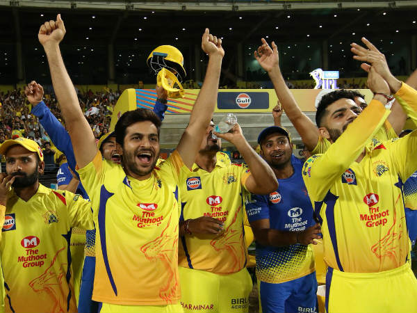 రెండు మ్యాచ్ల్లో నాటౌట్గా నిలిచిన ధోని