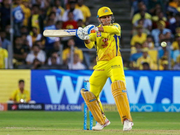 ధోని అద్భుతమైన బ్యాటింగ్