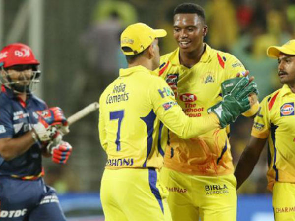 లుంగీ, పంత్ల మధ్య పోరుగా అభివర్ణించిన సెహ్వాగ్
