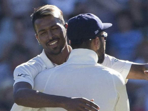 పార్శిల్లో భోజనం మేము ముట్టుకోలేదు