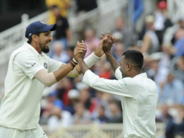 ఇంగ్లాండ్ బ్యాట్స్మెన్ను శాసించిన పాండ్యా
