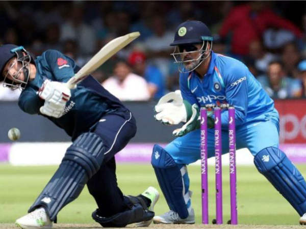 ఇండియా Vs ఇంగ్లాండ్ - లార్డ్స్ క్రికెట్ గ్రౌండ్ 2011