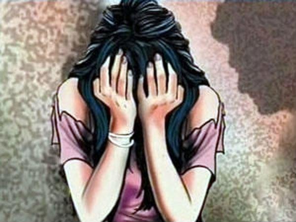 వద్దు.. ఆగు.. వద్దు ... ఆగు అనే పదాలు