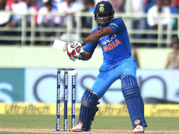 బ్రబౌర్న్ స్టేడియంలో చేసిన సెంచరీ
