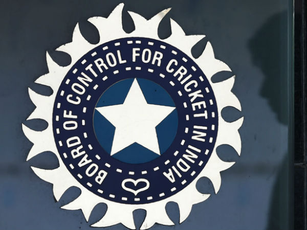 బీసీసీఐ విధాన నిర్ణయాన్ని: