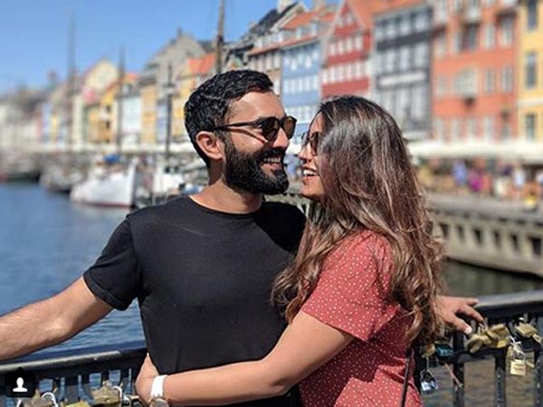 దినేష్ కార్తీక్..సతీమణితో న్యూయార్క్ నగరాన్ని