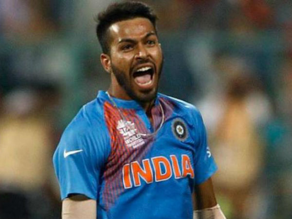 వెన్నునొప్పితో మైదానాన్ని వీడిన పాండ్య