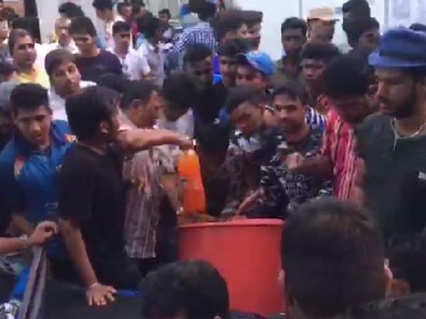 స్టేడియంలో నీటి సంక్షోభం