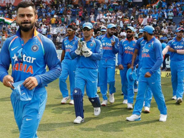 నాలుగు వన్డేలాడిన కోహ్లీ ఏకంగా 399 పరుగులు