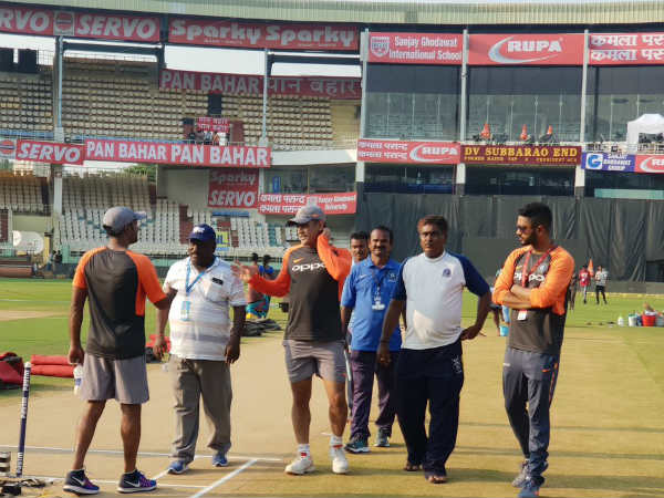 ఆసియా కప్లో అనధికారిక కెప్టెన్గా ధోని