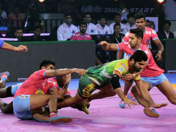 పర్దీప్ వరుస రైడ్లతో పట్నాకు పాయింట్లు
