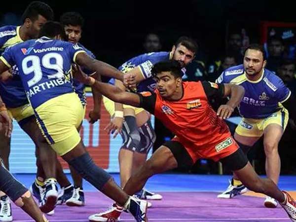 చివరి నిమిషాల్లో ముంబా దూకుడుగా