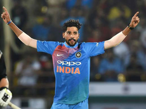 రాజ్ కోట్ టెస్టులో సిరాజ్కు దక్కని చోటు