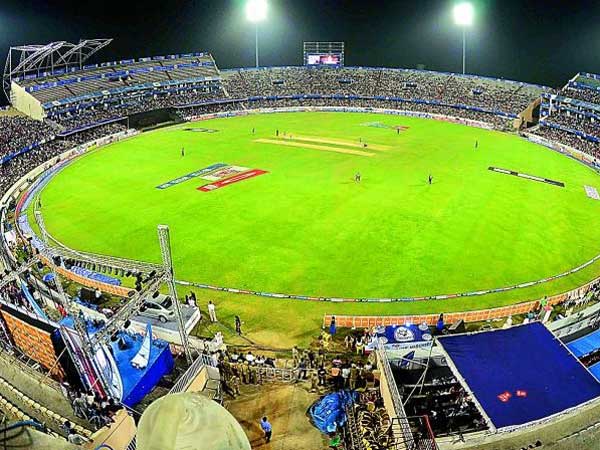 హైదరాబాద్లోని ఉప్పల్ స్టేడియం వేదికగా