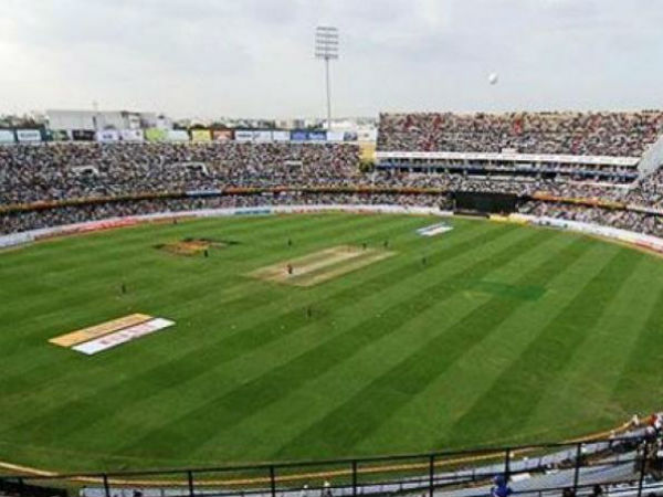300 నుంచి రూ. 3000 వరకు విలువైన టికెట్లు