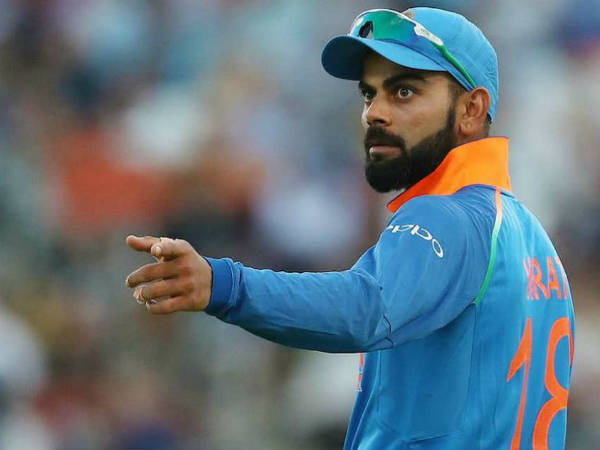 10 వేల పరుగులు పూర్తి చేసి నిలిస్తే