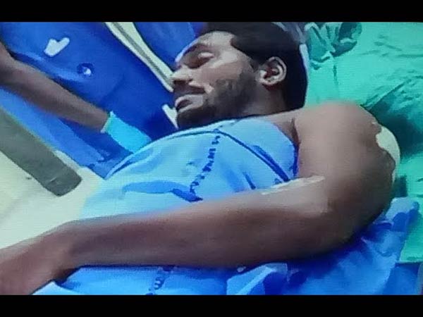 సెల్ఫీ కోసం జగన్ దగ్గరికి వచ్చి