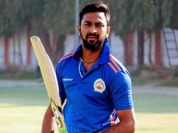 టీ20 సిరీస్కు ఎంపికైన కృనాల్ను పొగడ్తలతో