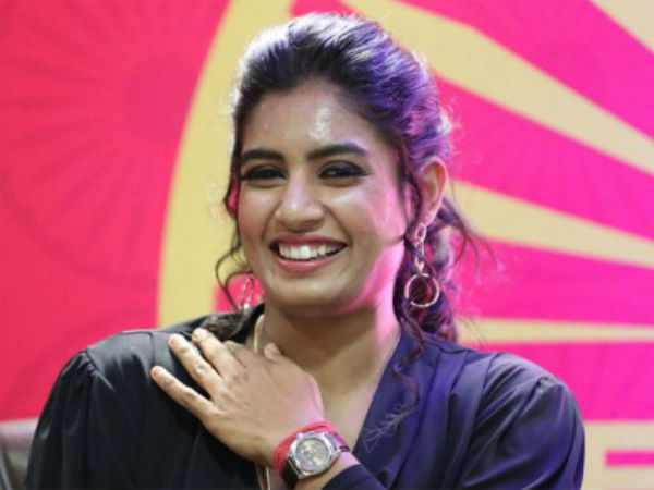 మిథాలీ నుంచి జట్టు భారీ ఇన్నింగ్స్