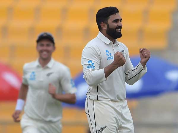 పాక్కు షాకిచ్చిన న్యూజిలాండ్ బౌలర్ అజాజ్ పటేల్