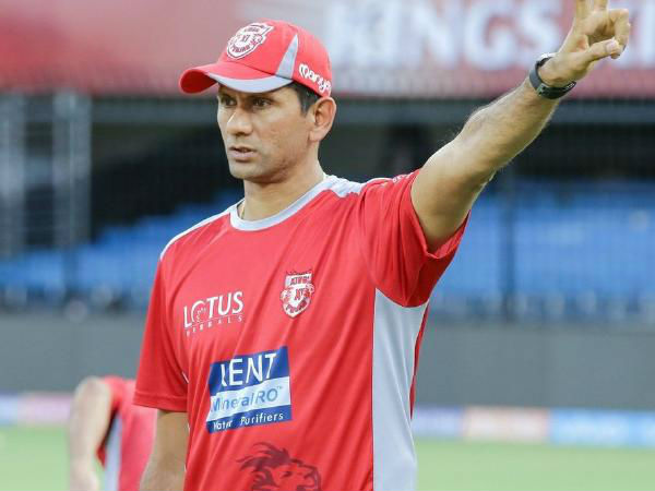 పంజాబ్ బౌలింగ్ కోచ్ పదవి నుంచి తప్పుకున్న ప్రసాద్