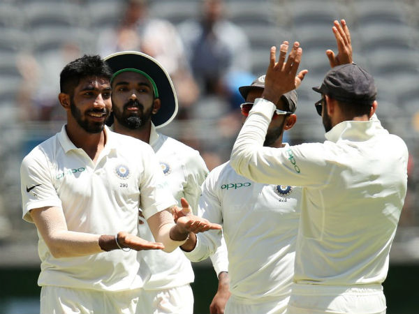 రెచ్చిపోయి బౌలింగ్ వేసిన షమీ