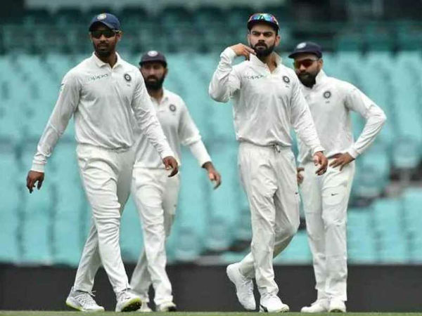 రోహిత్, విహారీల మధ్య తీవ్రమైన పోటీ