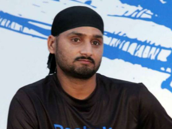 సీరియస్గా రియాక్టయిన భజ్జీ
