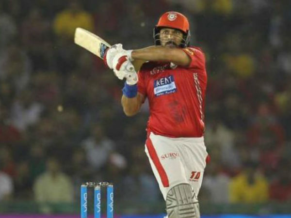 కనీస ధర రూ.కోటికే దక్కించుకున్న ముంబై