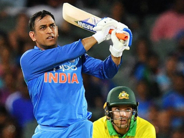 ధోని మరో 197 పరుగులు చేస్తే