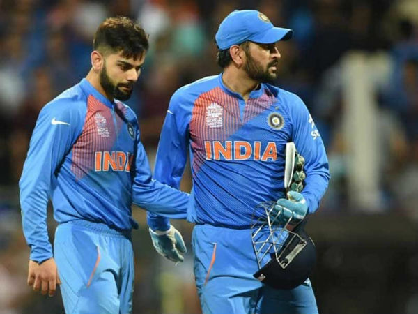 31 వికెట్లు తీసిన ధోని