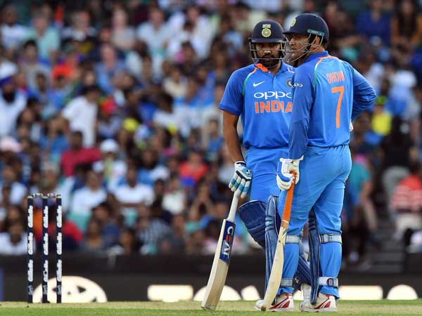 ధోని నాయకత్వంలోని టీమిండియా