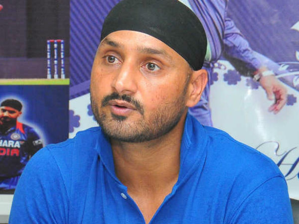 ఆఖరి ఓవర్ మూడో బంతిని
