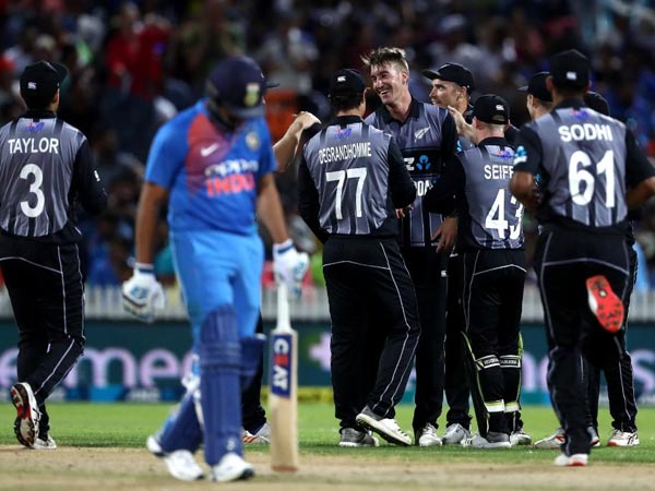 యువ క్రికెటర్లు కూడా