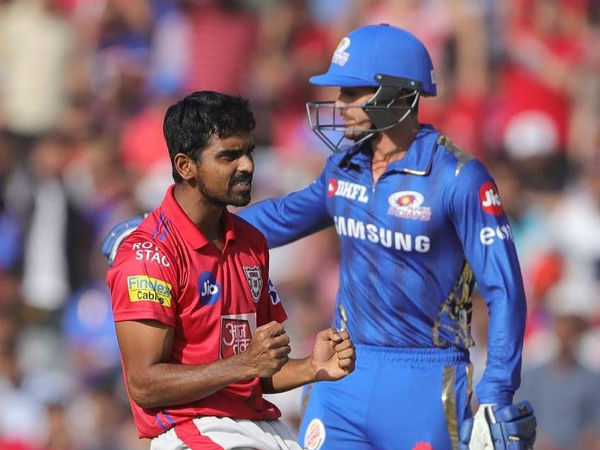 ఆరో బంతికి సింగిల్ తీసిన రోహిత్