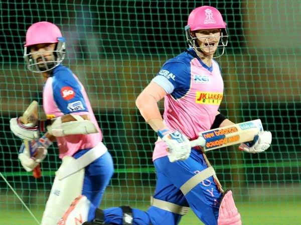 మోచేతి గాయం నుంచి కోలుకుంటున్న స్మిత్