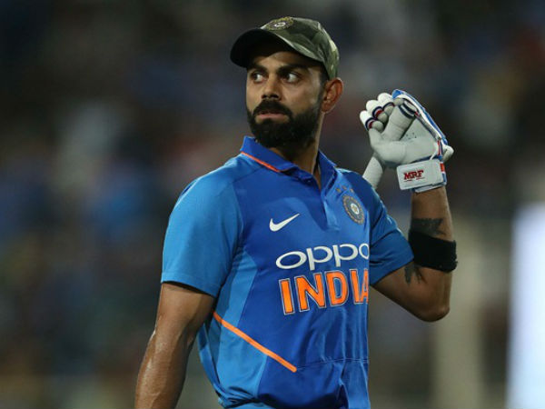 ఏబీ డివిలియర్స్ రికార్డు బద్దలు