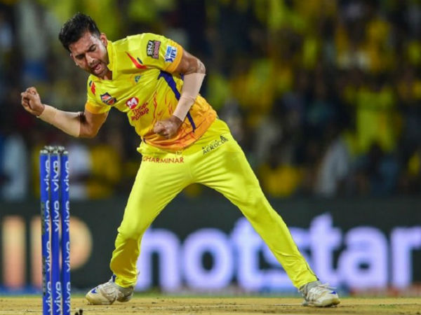 24 పరుగులకే 4 వికెట్లు కోల్పోయి కష్టాల్లో