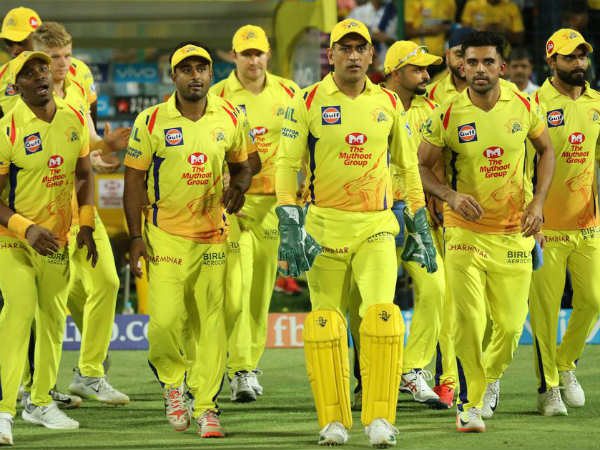 ధోనిపైనే సీఎస్కే ఆధారపడింది