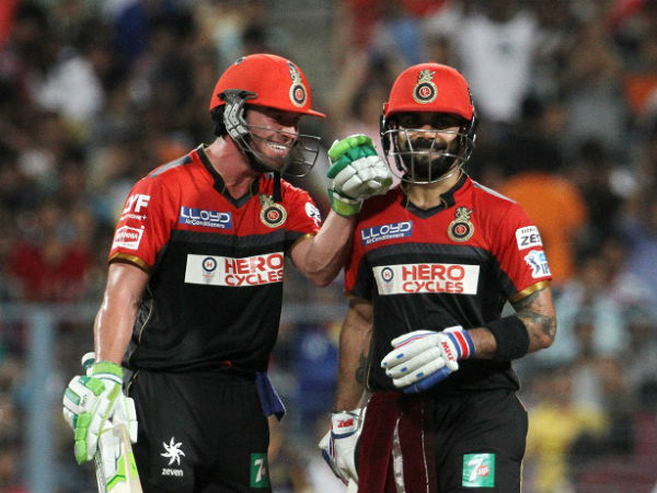 కోహ్లీ, డివిలియర్స్ కలిసి మ్యాచ్