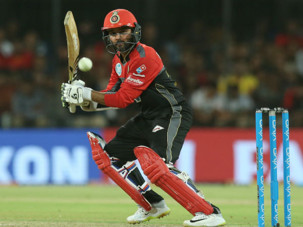 మీ ప్రార్థనల్లో మా తండ్రి పేరు తలచుకోండి