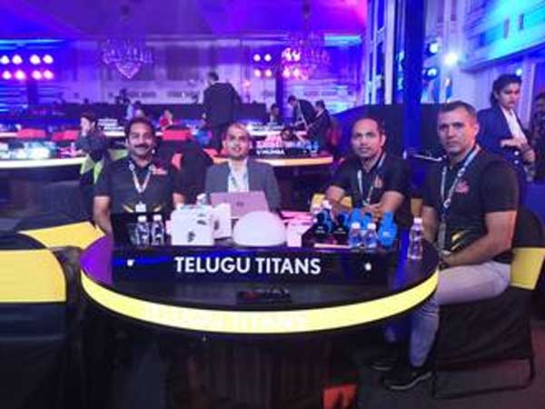 టైటాన్స్కు సిద్ధార్థ్ దేశాయ్: