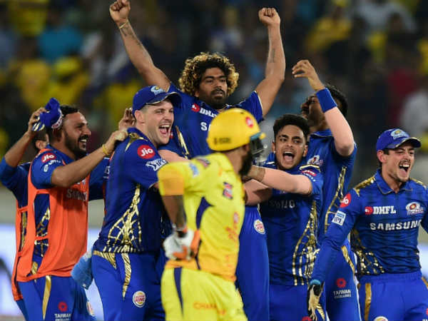 ఆఖరి బంతికి ముంబై విజయం