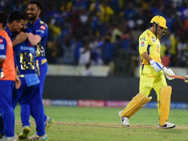 ఔట్గా ప్రకటించిన థర్డ్ అంఫైర్